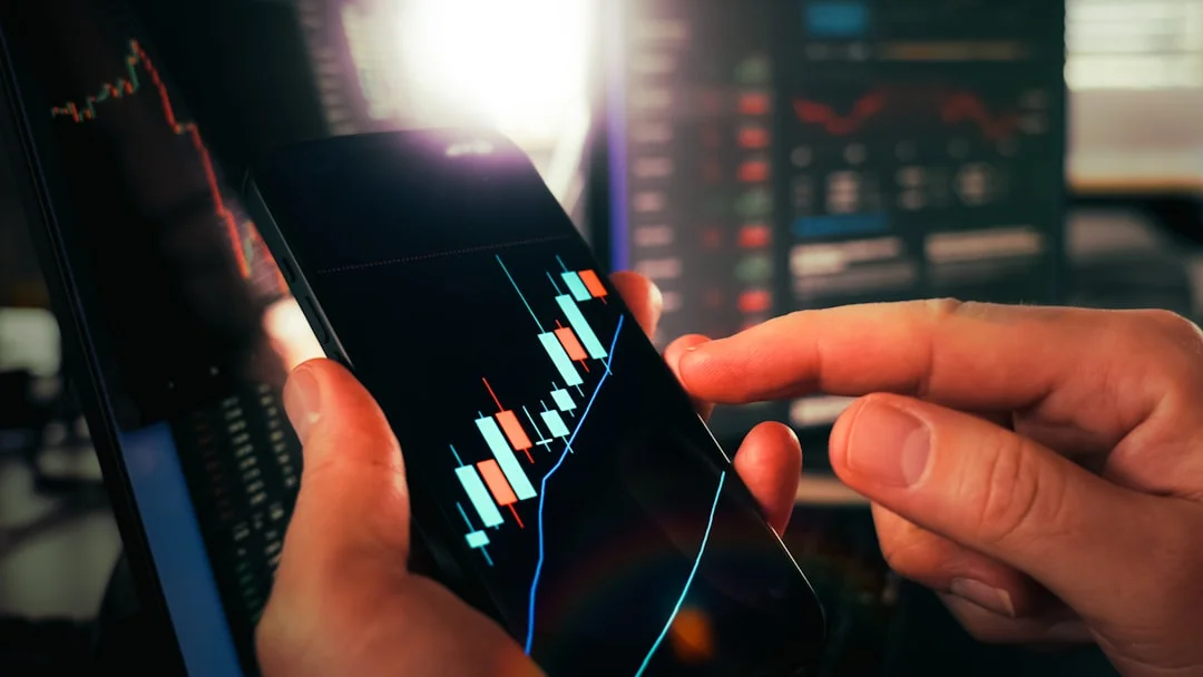 Cover Image for Cryptocurrency and stock market momentum in 2026: Outlook