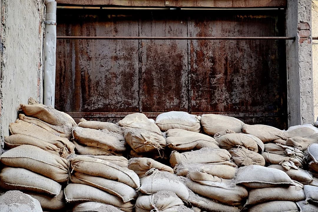 Cover Image for Global Supply Chain Resilience 2026: Trends and Impacts
