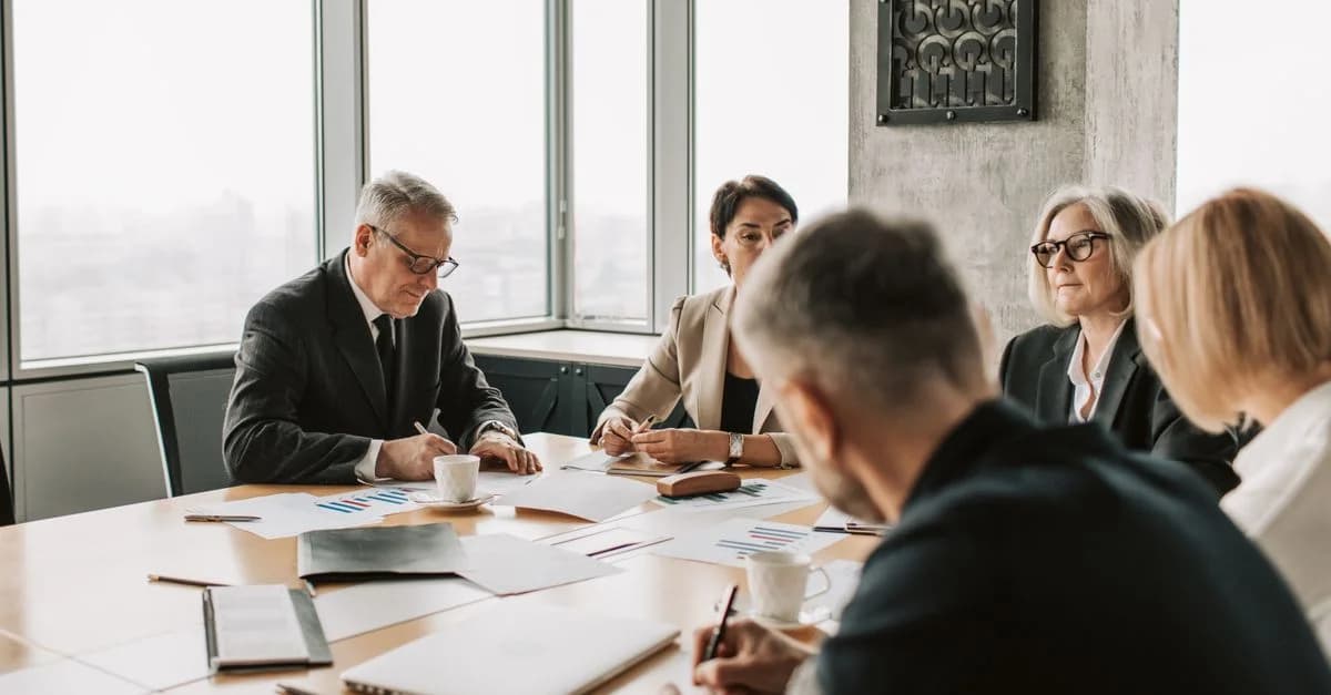 Crypto Market Trends 2026: Regulation and Adoption